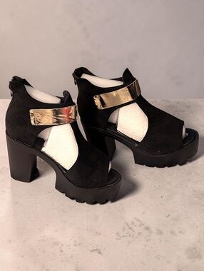 Black Platform Peep-Toe Heels with Gold Strappy Accent Women's Size 9